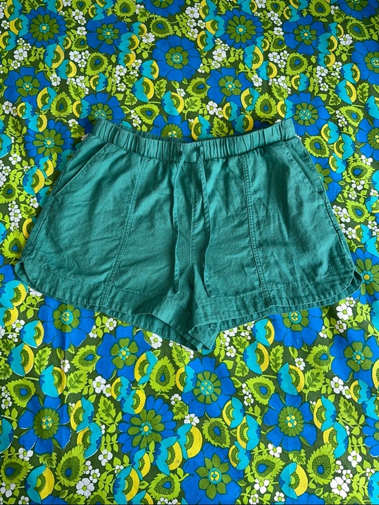 Old Navy Pants - Women’s Elastic-Waist Casual Shorts Old Navy green drawstring summer pockets